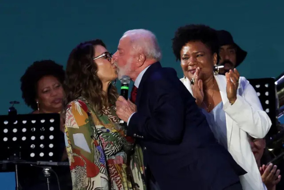 Lula e Janja, durante encerramento do Festival Aliança Global, parte da programação do G20' — Foto: Reuters/Via BBC