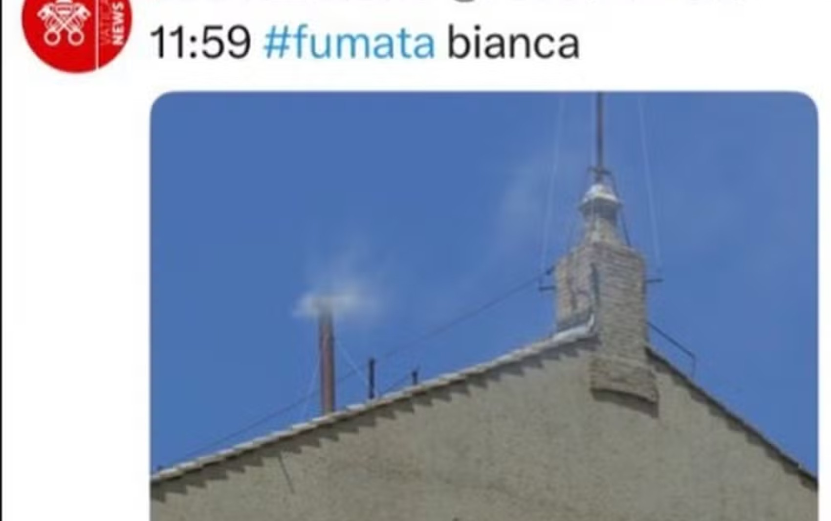 Vaticano se confunde, posta 'fumaça branca' e depois apaga