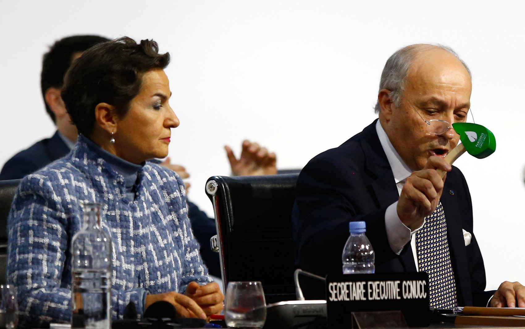 TERMÔMETRO DA COP30 #DIA 11: os nós do mapa do caminho, as marteladas da cúpula e a COP31