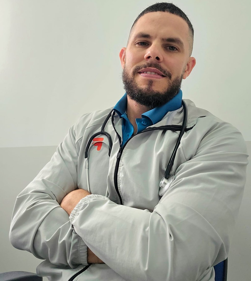 Médico cubano que ficou no Brasil após fim do Mais Médicos vive por liminar