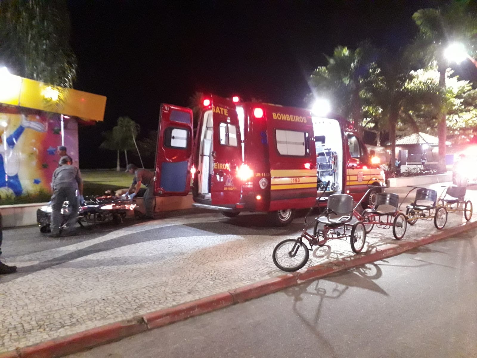 Homem é baleado por PM da reserva após briga por causa de cigarro em Caraguatatuba