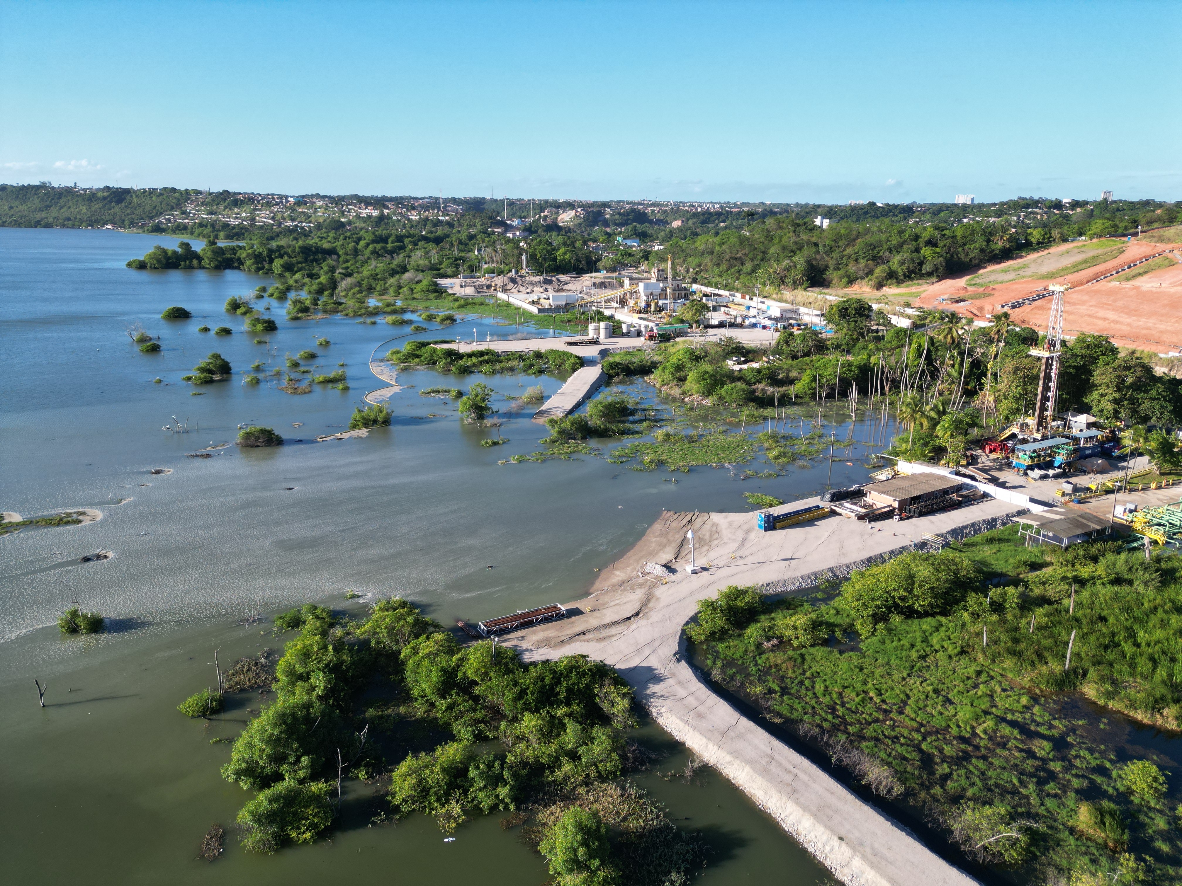 Impasse com credores e novos riscos judiciais em Alagoas derrubam ações da Braskem