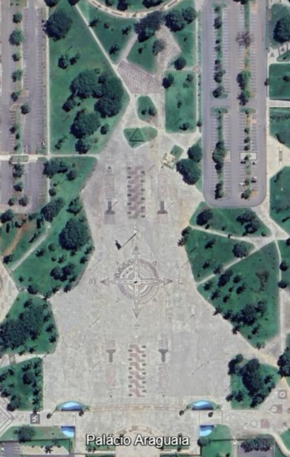 Mapa do Tocantins é retratado na Praça dos Girassóis — Foto: Reprodução/Google Earth