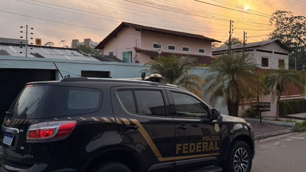 PF investiga compra de R$ 574 mil em móveis para casa usada por Wilson Lima, ex-governador do Amazonas — Foto: Divulgação/PF