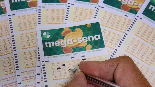 Mega-Sena: aposta em Jaboatão acerta a quina e leva R$ 69,2 mil - Foto: (Agência Brasil)