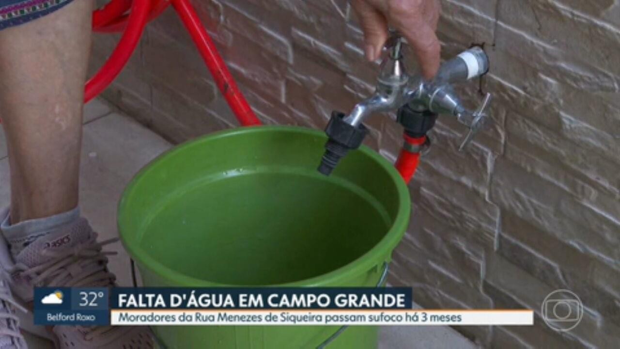 Moradores protestam contra falta de água há três meses em Campo Grande ...