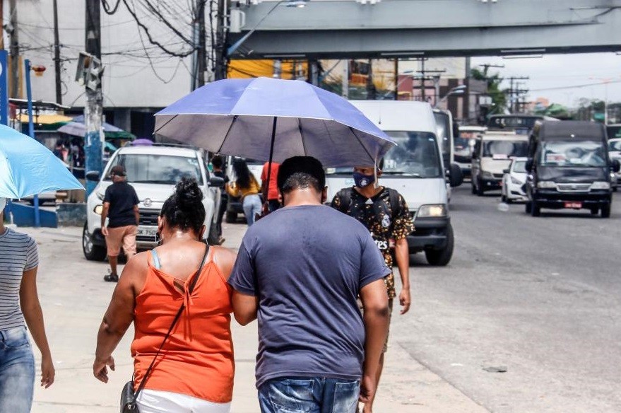 'Égua do calor', diz alemão em Belém; veja dicas e 'dress code' durante a COP 30