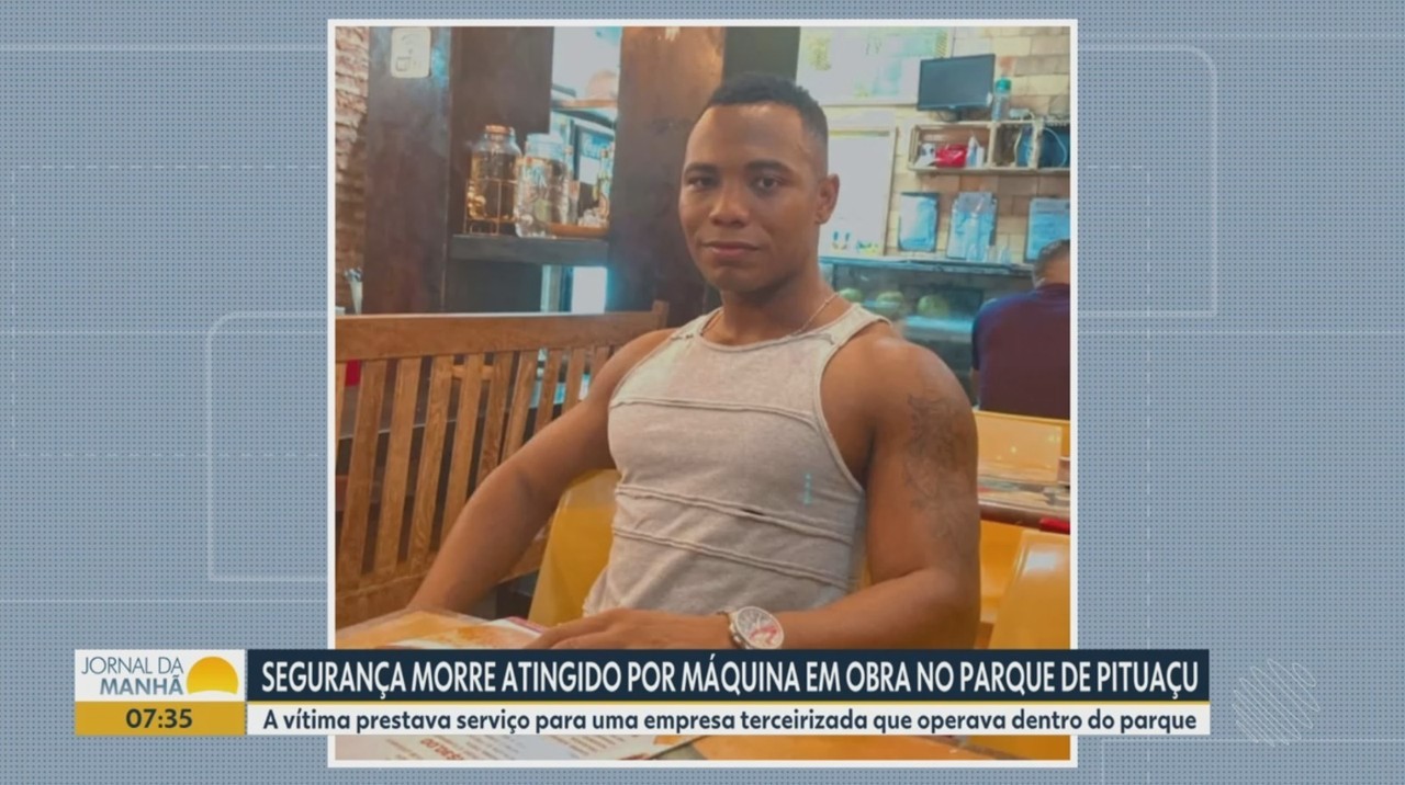 Segurança morre após ser atingido por retroescavadeira em obra de parque em Salvador