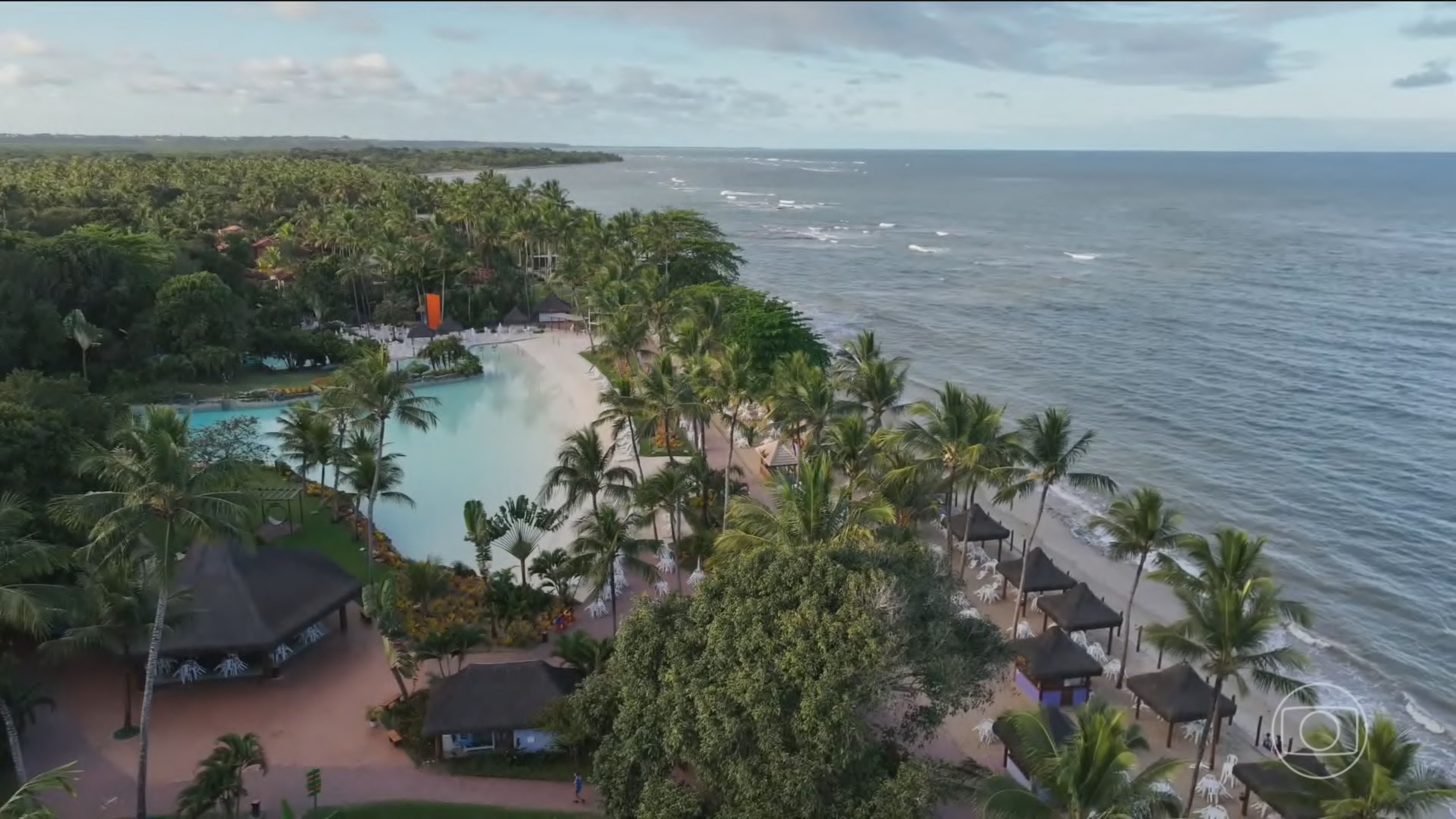 Ministério do Turismo: 59 milhões de pessoas planejam viajar a lazer durante as férias de verão; destino mais procurado são as praias