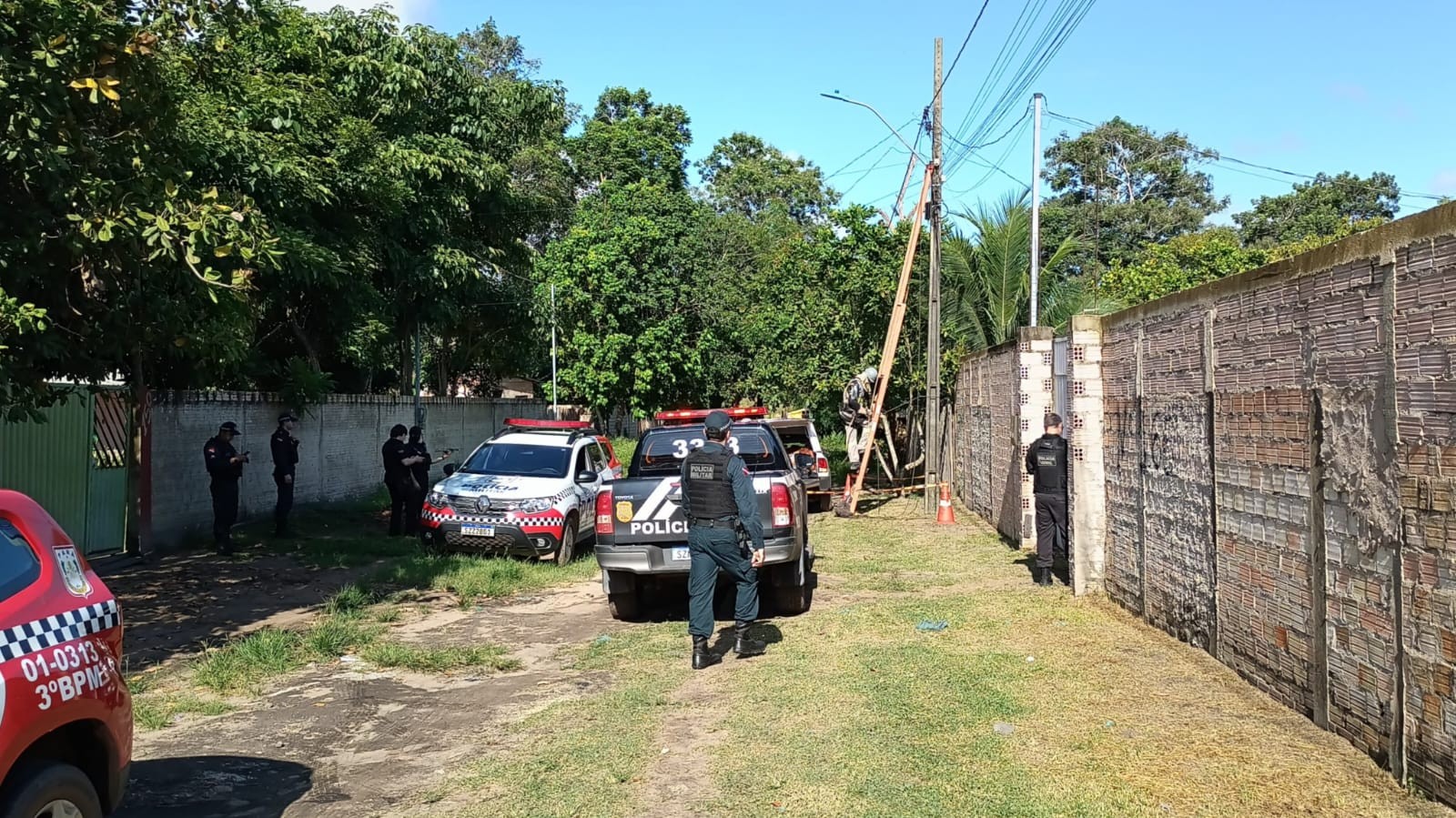 Operação integrada reforça segurança e retira câmeras clandestinas da ocupação do Juá em Santarém 