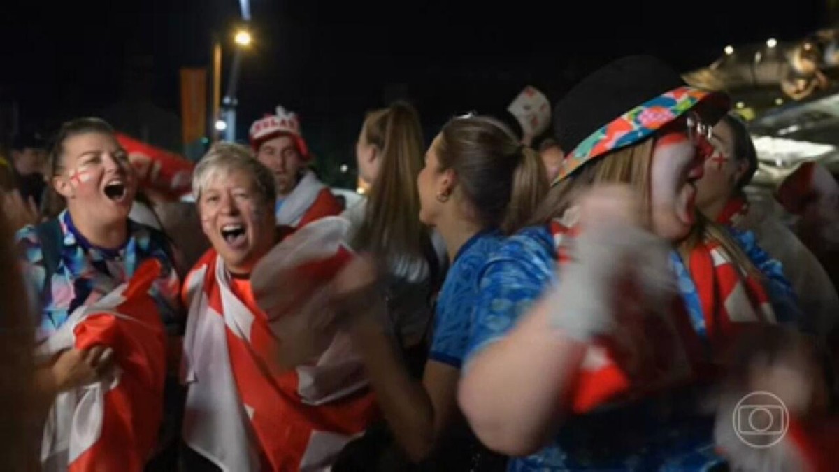 Mundial feminino: Inglaterra bate Austrália e defronta Espanha na final -  CNN Portugal