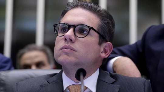 Após derrota unânime na Primeira Turma, Motta tenta distensionar relação com STF - Presidente da Câmara tenta explicar a ministros aprovação de "trem da anistia" a pretexto de Ramagem.