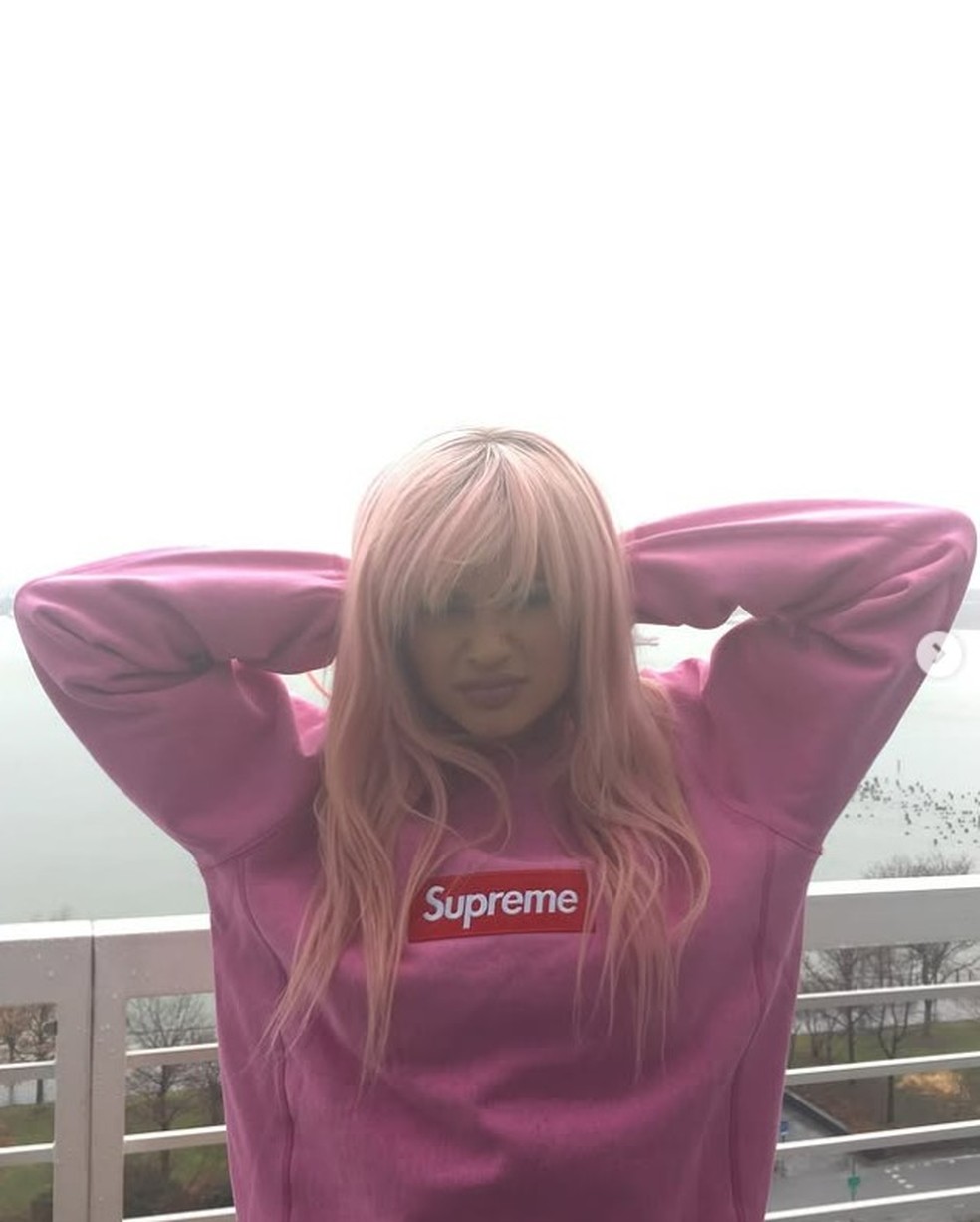 Kylie Jenner entrou na trend — Foto: Instagram/kyliejenner