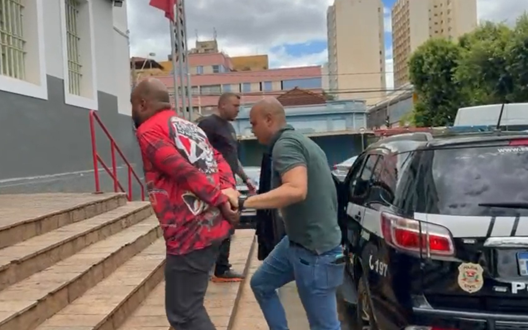 Flagrantes de 'delivery de drogas' preocupam Polícia Civil em Ribeirão Preto, SP