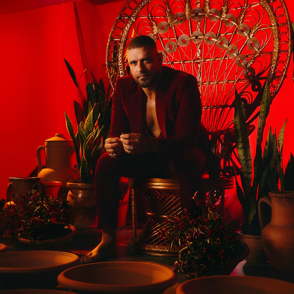 Capa do álbum ‘Sagrado vol. 2’, de Diogo Nogueira — Foto: Divulgação