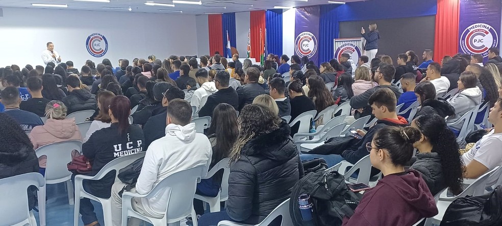 Calouros recebem orientação da UCP para o curso e futura carreira — Foto: Assessoria
