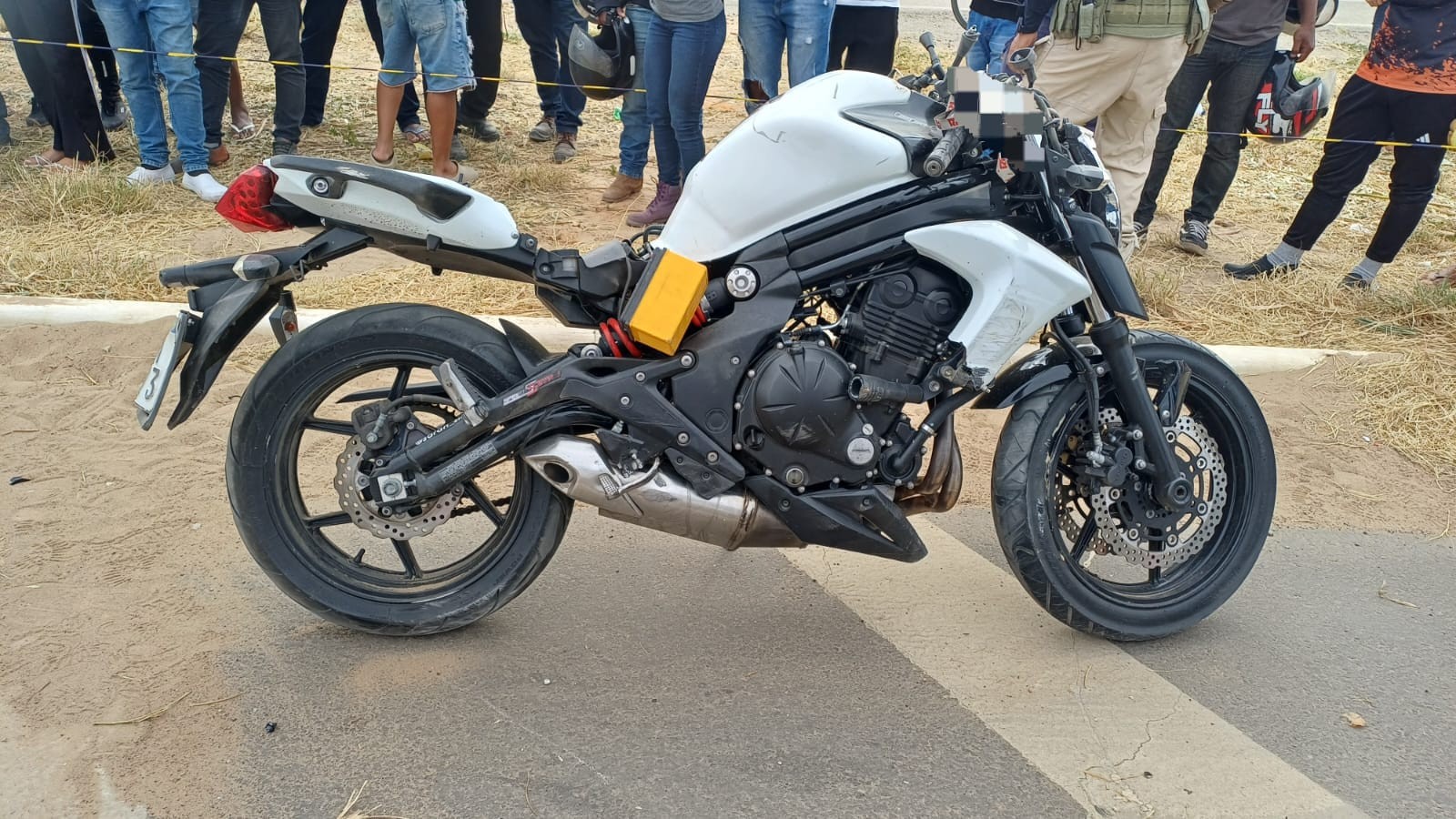 Mulher morre após colisão entre carro e moto na BR-428 em Petrolina