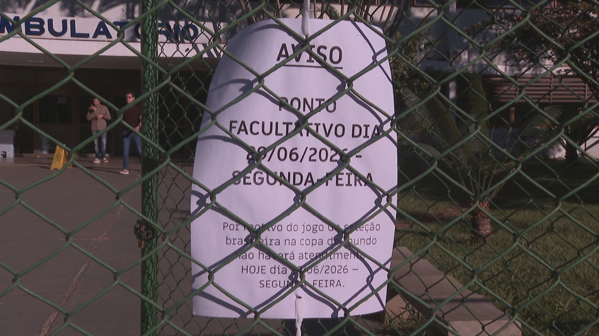 Pacientes de hospital público do DF têm consultas desmarcadas por causa de jogo do Brasil