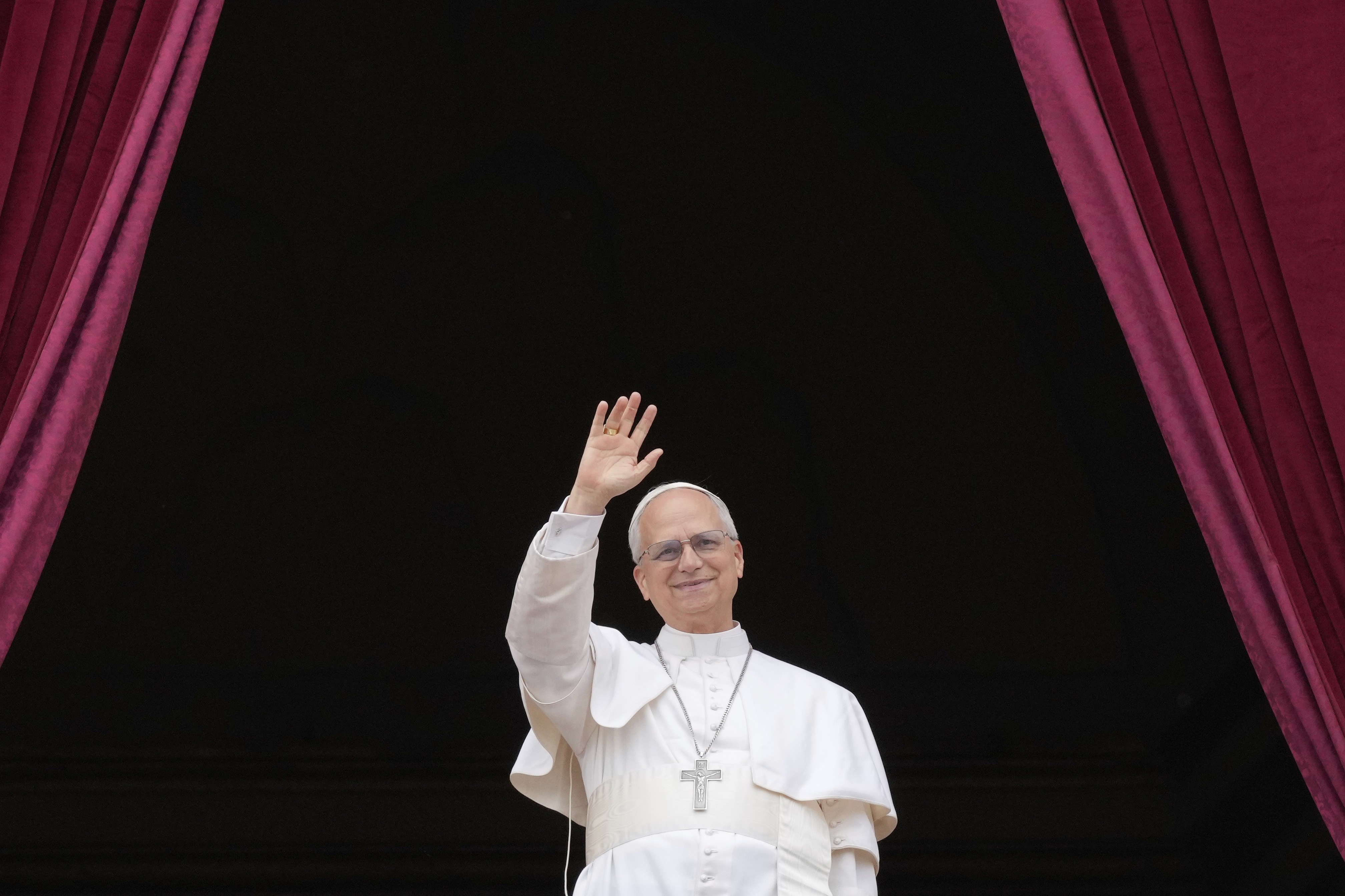 Papa Leão XIV celebra missa inaugural de seu pontificado neste domingo