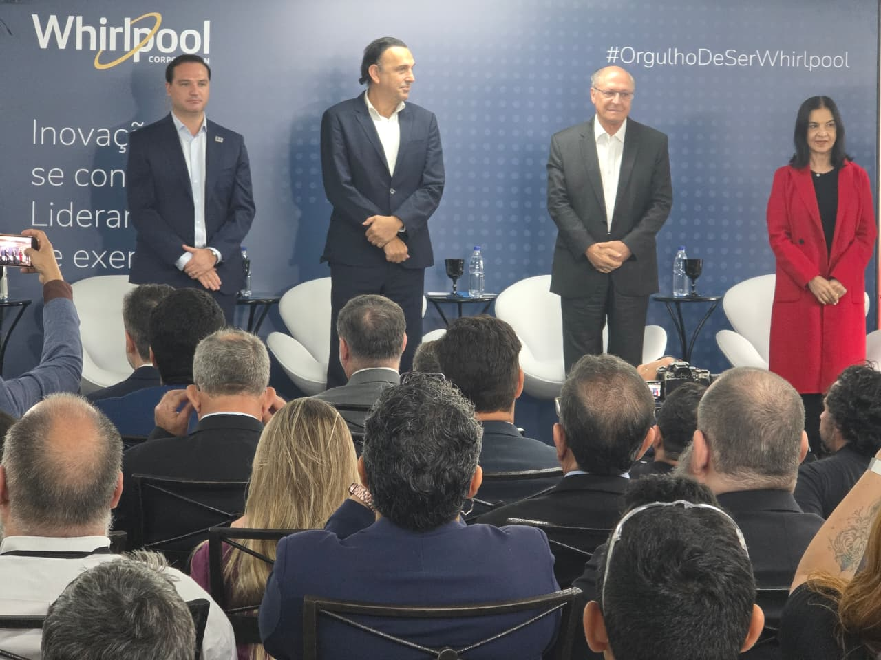 'Portal Único pode reduzir em R$ 40 bi ao ano custo do comércio exterior', diz Alckmin