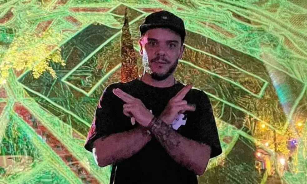 Ex-ator mirim João Rebello foi morto a tiros dentro de carro em destino turístico da Bahia — Foto: Reprodução/Redes Sociais