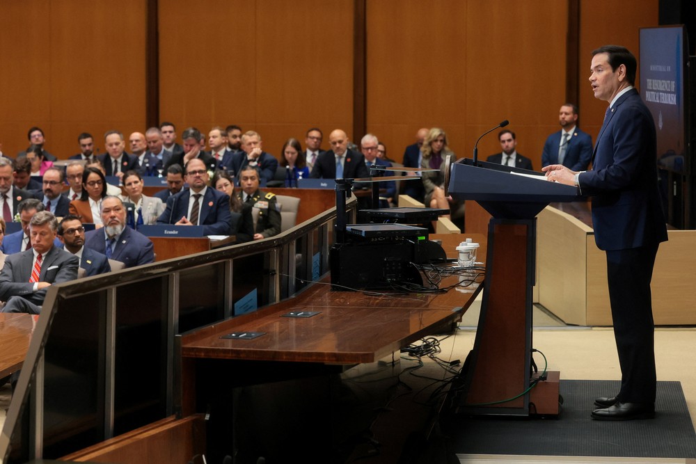 Estados Unidos reúnem representantes de mais de 60 nações para discutir combate ao terrorismo de esquerda