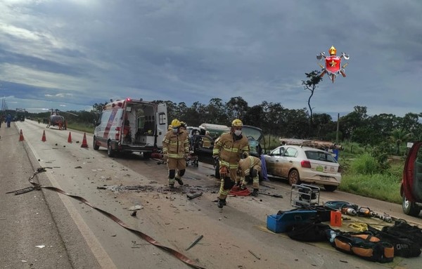 Colisão frontal na DF-080 deixa dois feridos neste feriado de Natal