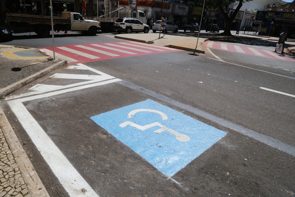 Novo' Mineirão criou problema de falta de vagas de estacionamento