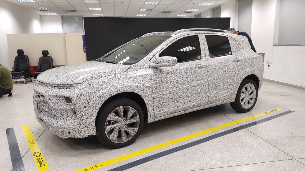 Protótipo do Chevrolet Sonic nos laboratórios da General Motors em São Caetano do Sul (SP) — Foto: Carlos Cereijo / g1
