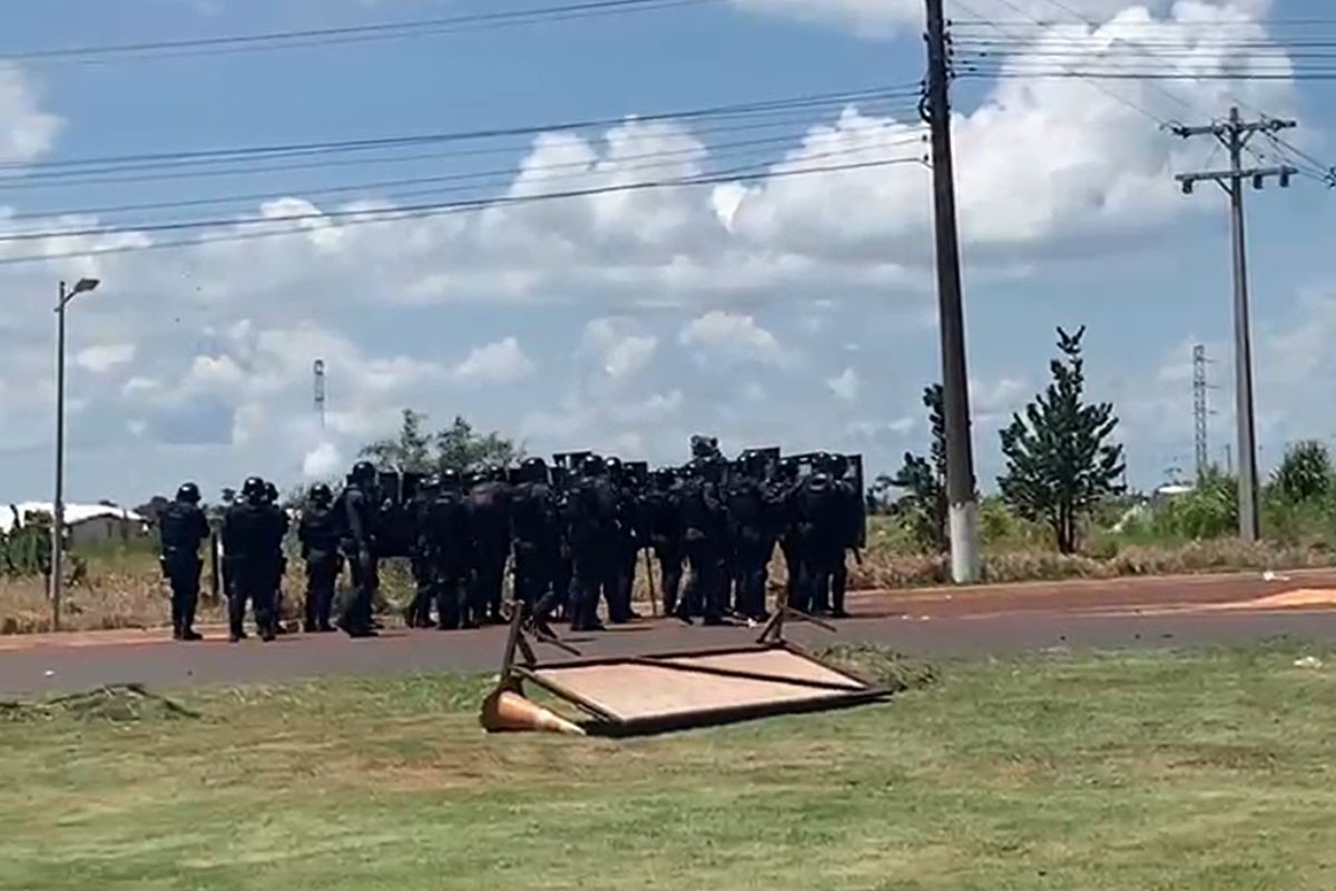 Policiais militares liberam rodovia após bloqueio indígena em Dourados