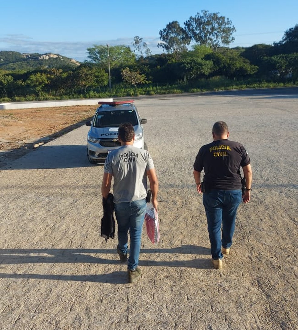 Dois vereadores foram presos em operação em Santa Terezinha — Foto: Divulgação/Polícia Civil