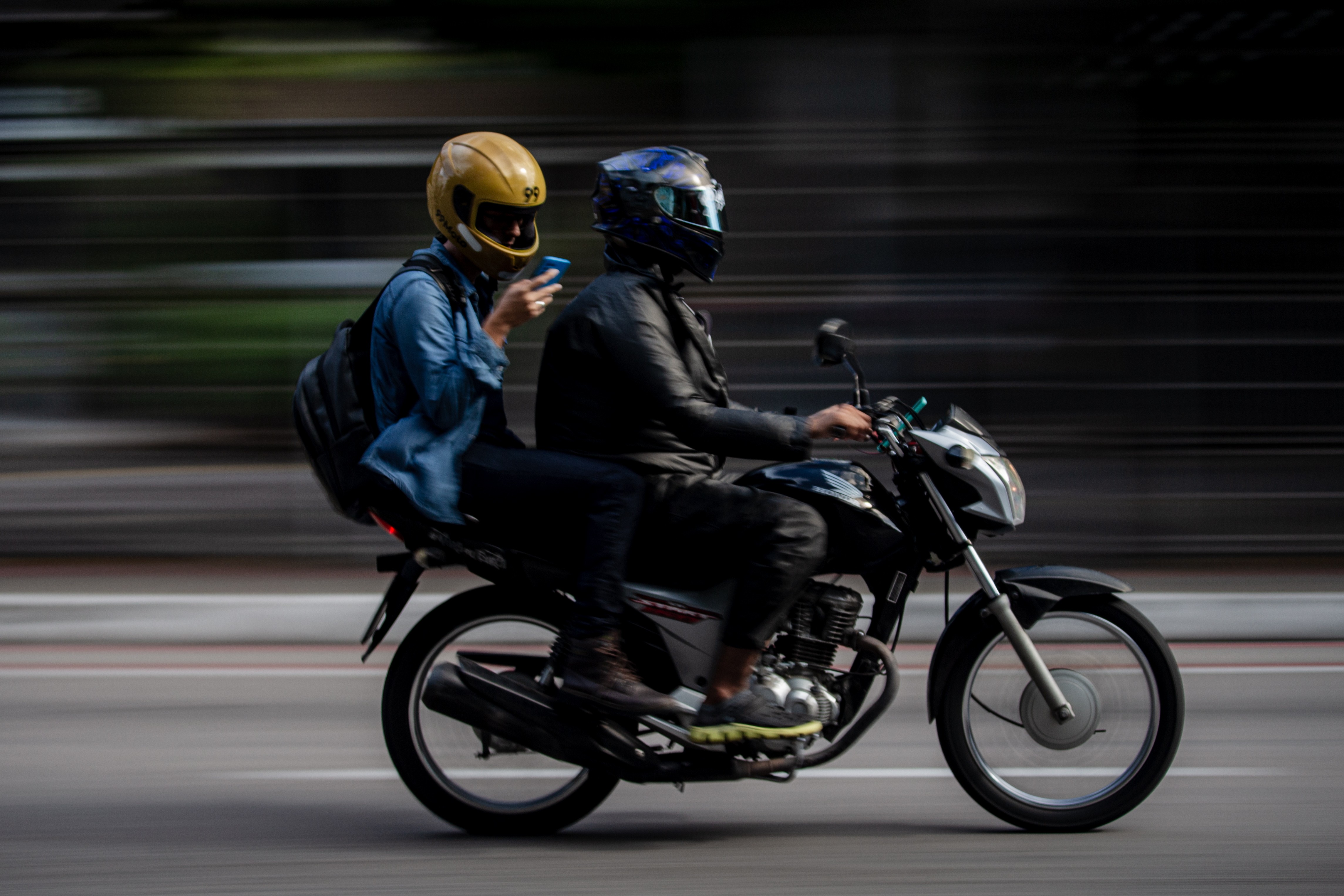 Maio Amarelo: curso gratuito de pilotagem segura abre vagas para motociclistas em Campo Grande