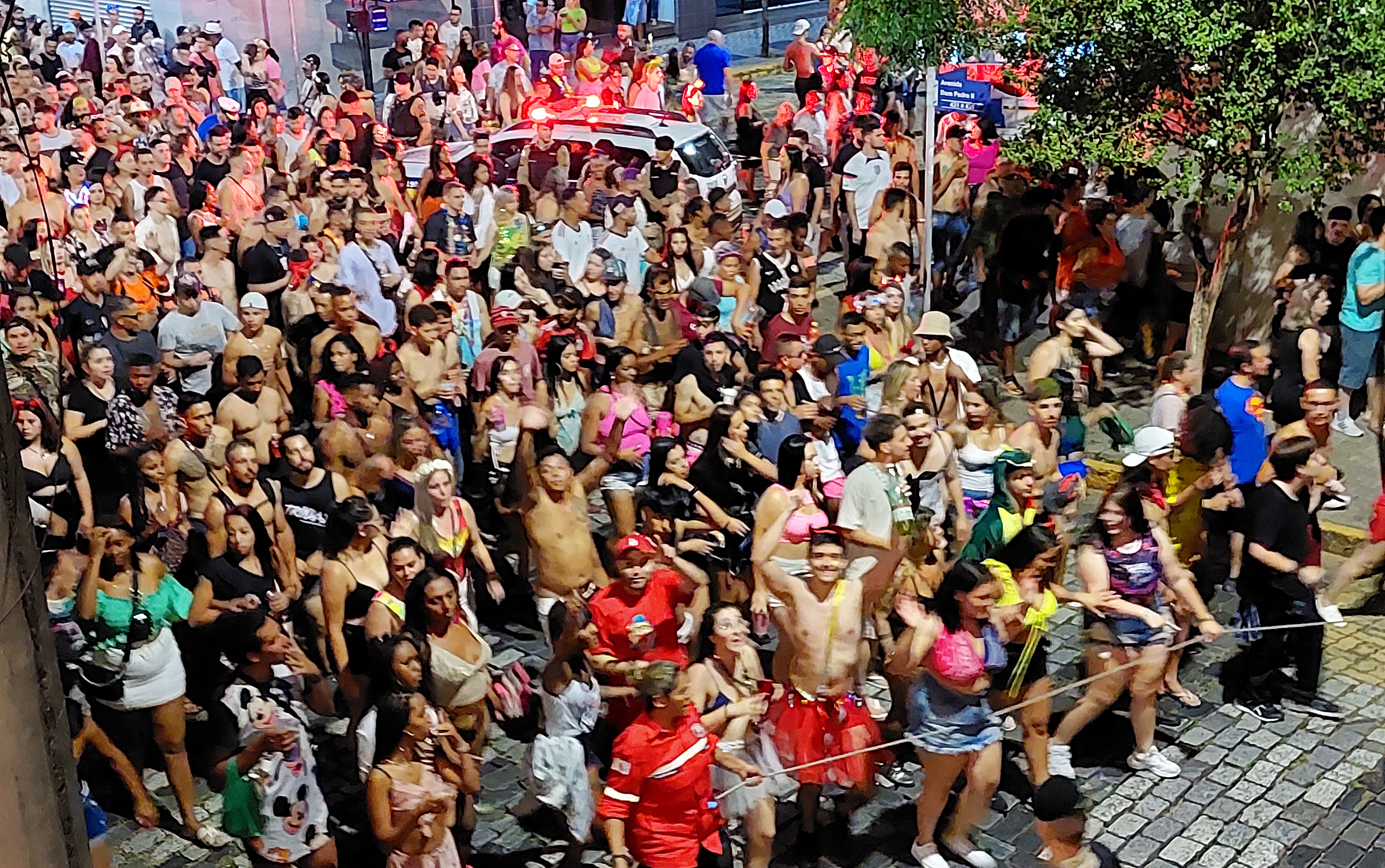 Bloco do pijama, shows e matinês: confira a programação completa do Carnaval em São Lourenço, MG