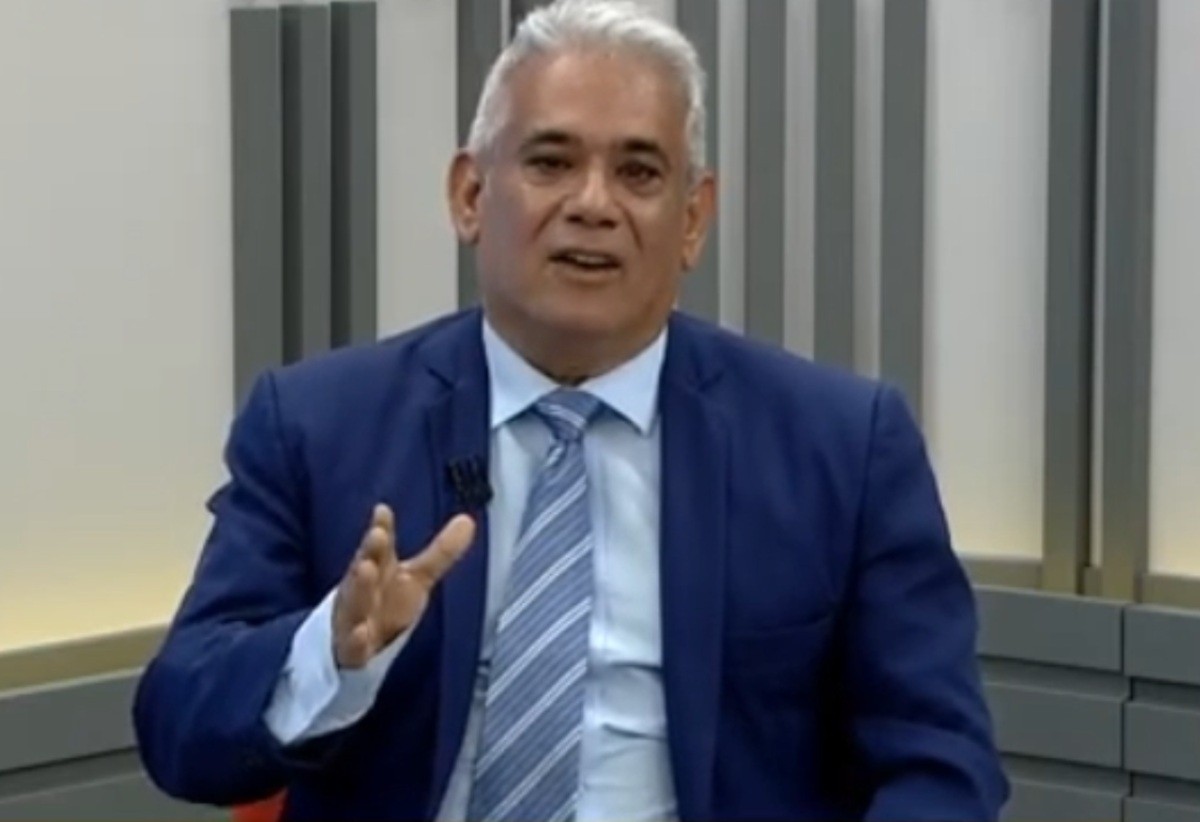 Qual é o número de Márcio Jambo (Democrata) para o governo de Alagoas?