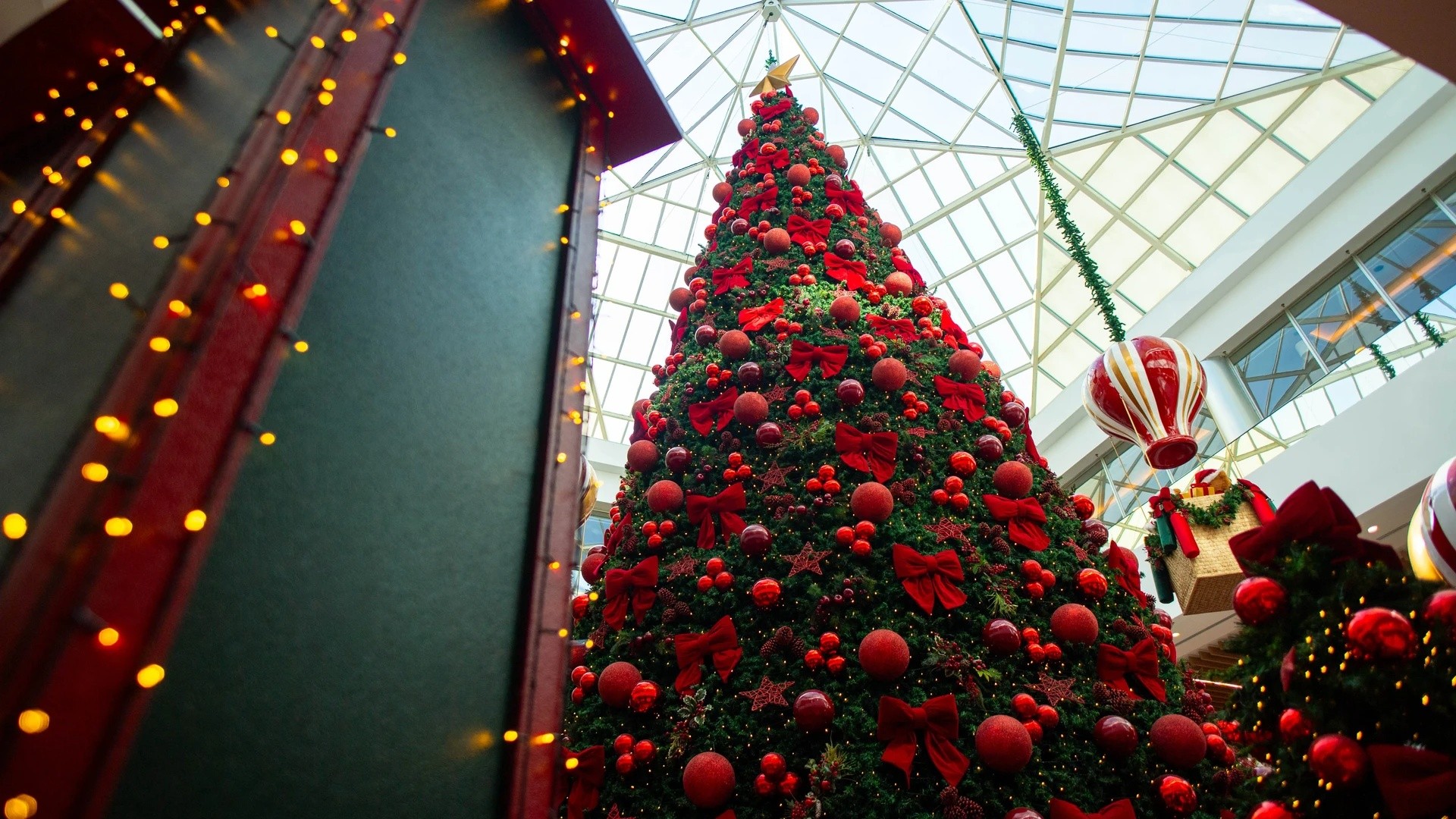 Escalado para o Natal ou Réveillon? Veja direitos, folgas e tudo que o trabalhador precisa saber