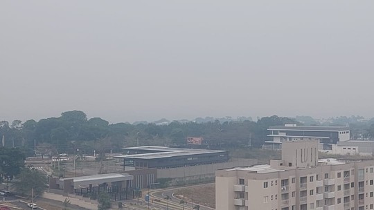 Fumaça atrasa sobrevoo de comitiva do governo federal no Amazonas