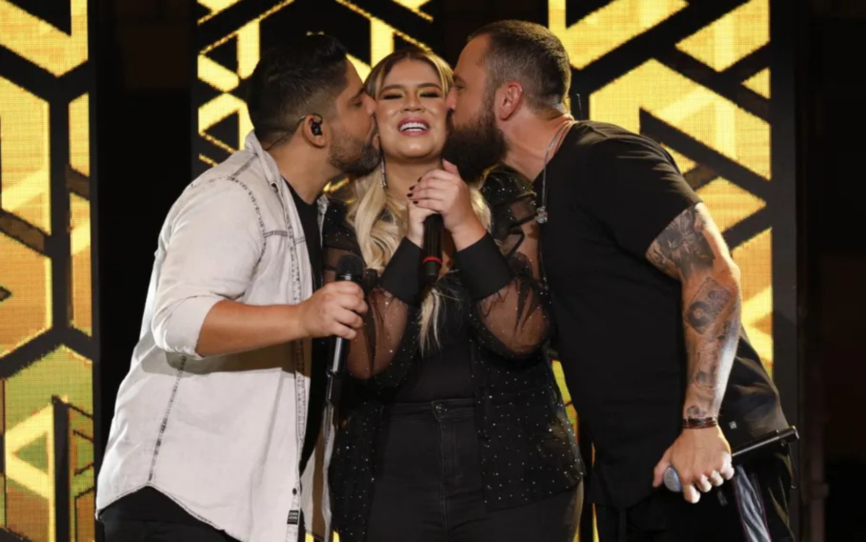 Jorge, da dupla com Mateus, conta como se impressionou quando Marília Mendonça escreveu sucesso da dupla aos 18 anos; relembre vídeo 