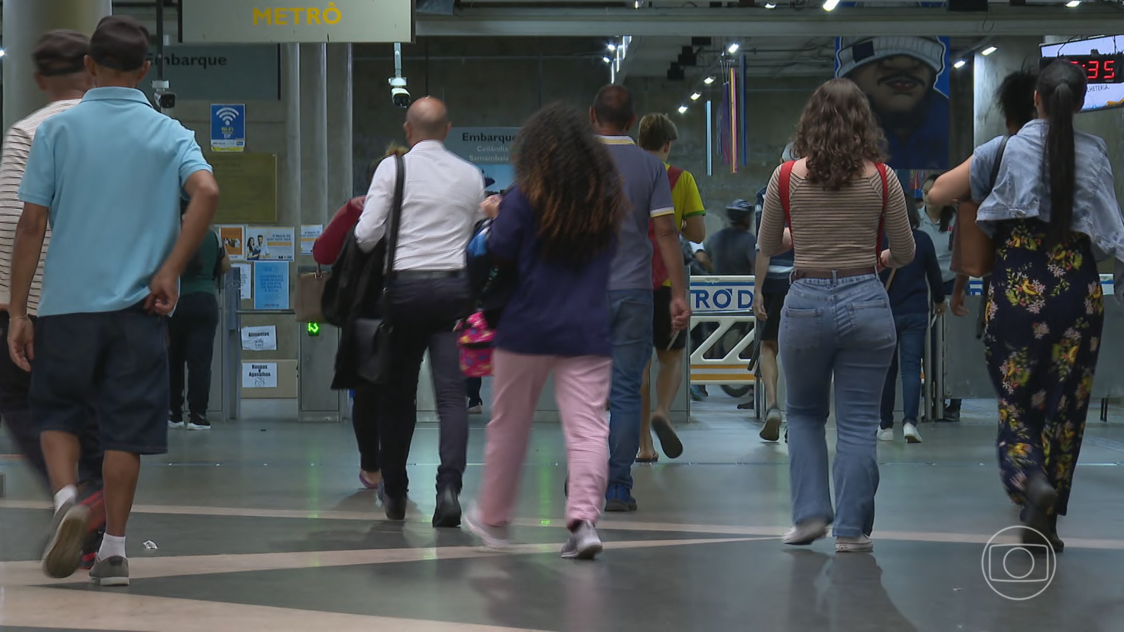 IBGE: Brasil tem 212,5 milhões de habitantes