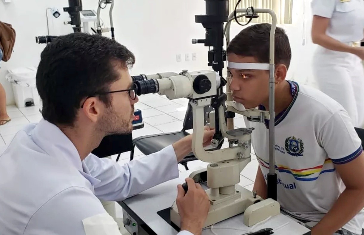 Fernando de Noronha tem mutirão de atendimentos oftalmológicos para moradores