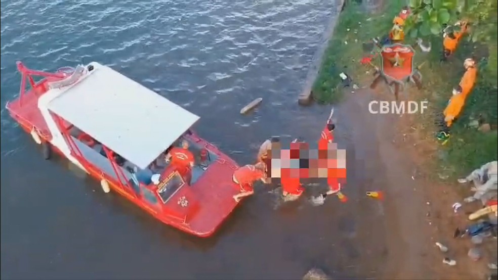 Homem se afoga no Lago Paranoá, em Brasília — Foto: CBMDF/Reprodução