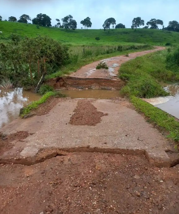 Sobe para 26 número de pessoas que morreram por causa da chuva em MG; mais de 50 cidades estão em situação de emergência