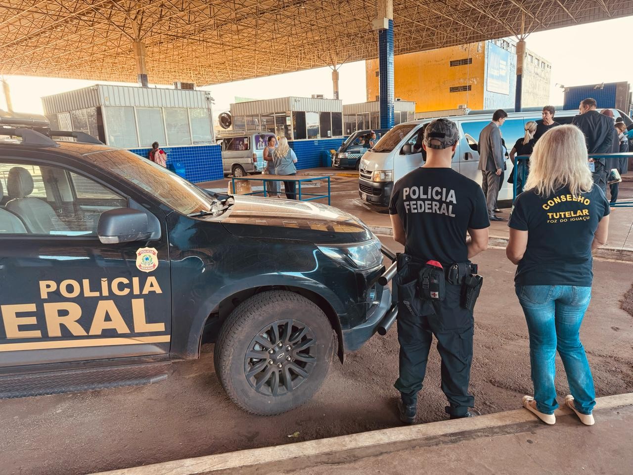 Polícia identifica criança enviada para trabalhar no Brasil durante operação de combate à exploração infantil na fronteira com o Paraguai