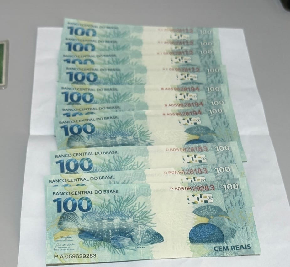 Jovem é preso em flagrante ao receber encomenda com R$ 1 mil em notas falsas em MG
