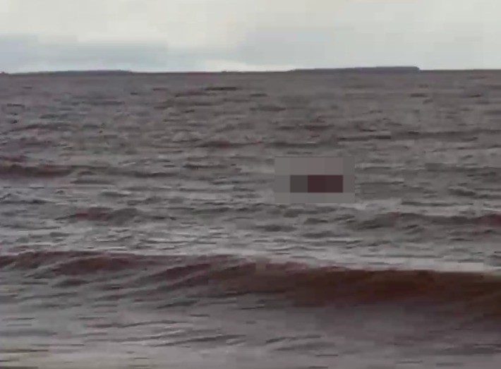 Corpo de homem é encontrado por banhistas em praia de Mosqueiro, distrito de Belém