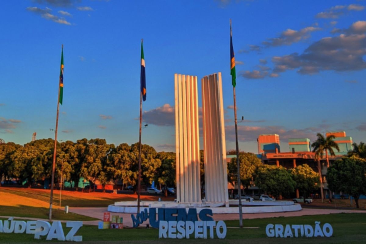 UFMS lança Vestibular 2027 com  9.363 vagas e quatro cursos novos; veja como se inscrever