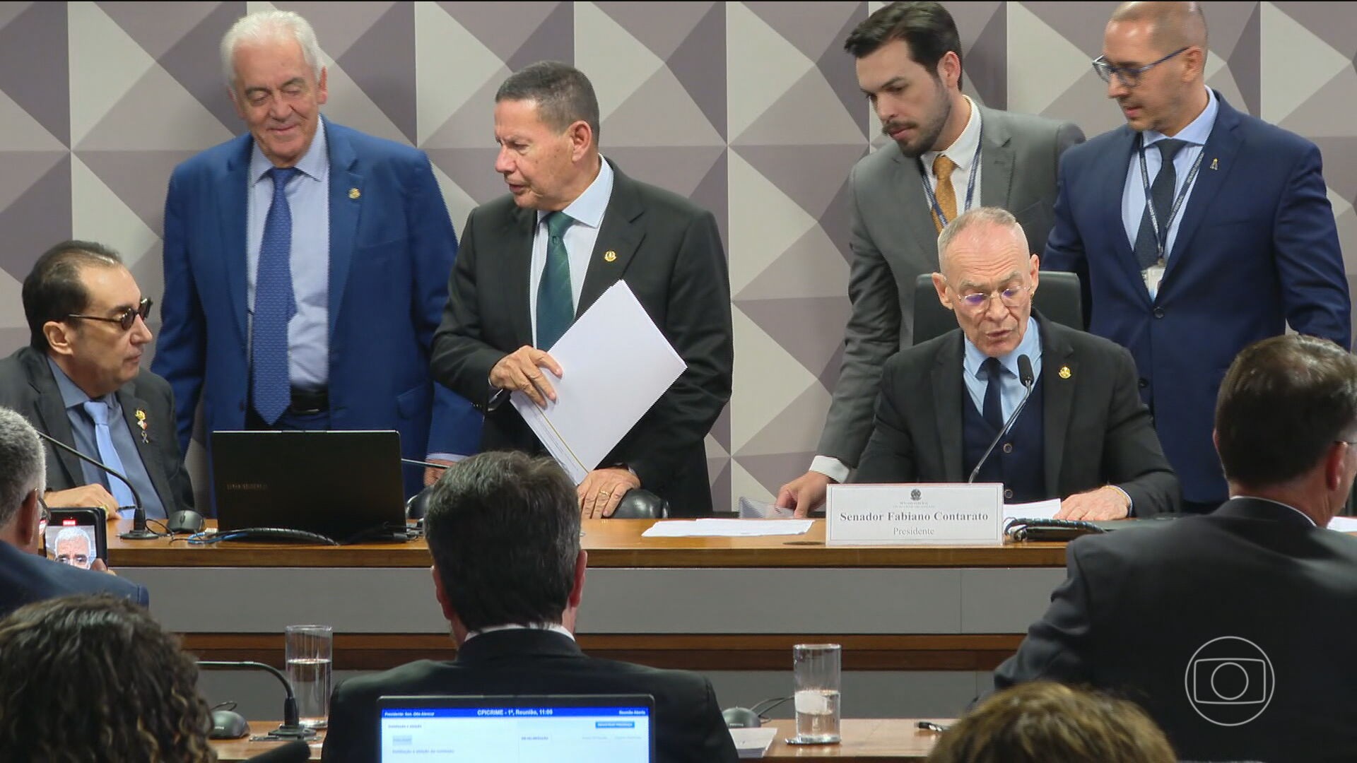 Senado instala CPI para investigar atuação das milícias e do tráfico