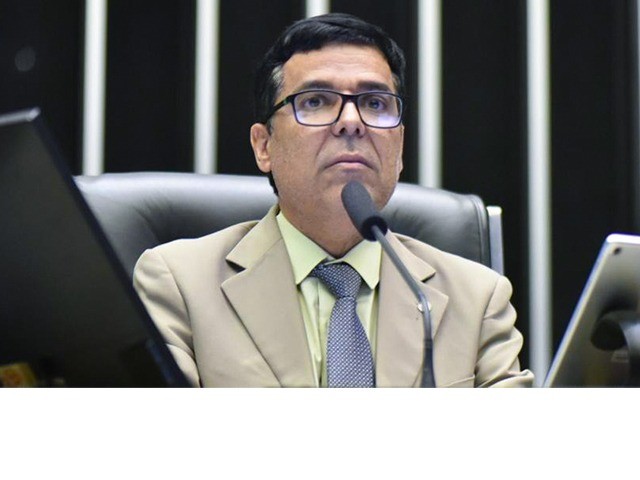 Morre ex-deputado federal do DF Professor Paulo Fernando