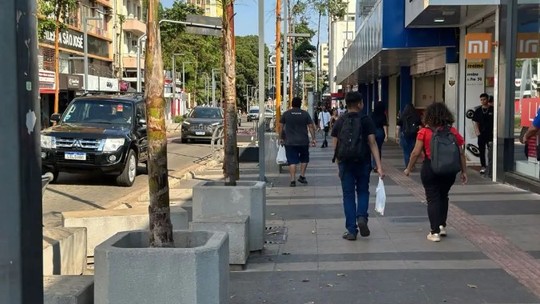 Veja o que abre e fecha durante o feriadão de Páscoa e de Tiradentes - Foto: (Renata Fontoura/Reprodução)