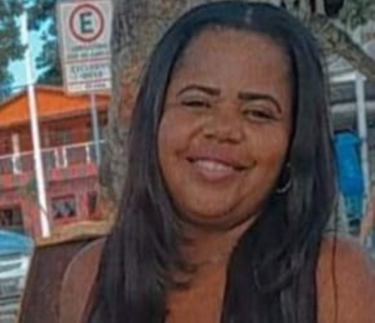 Mulher é Morta A Facadas Dentro Do Próprio Apartamento E Família Cobra Justiça Com Protesto Em 