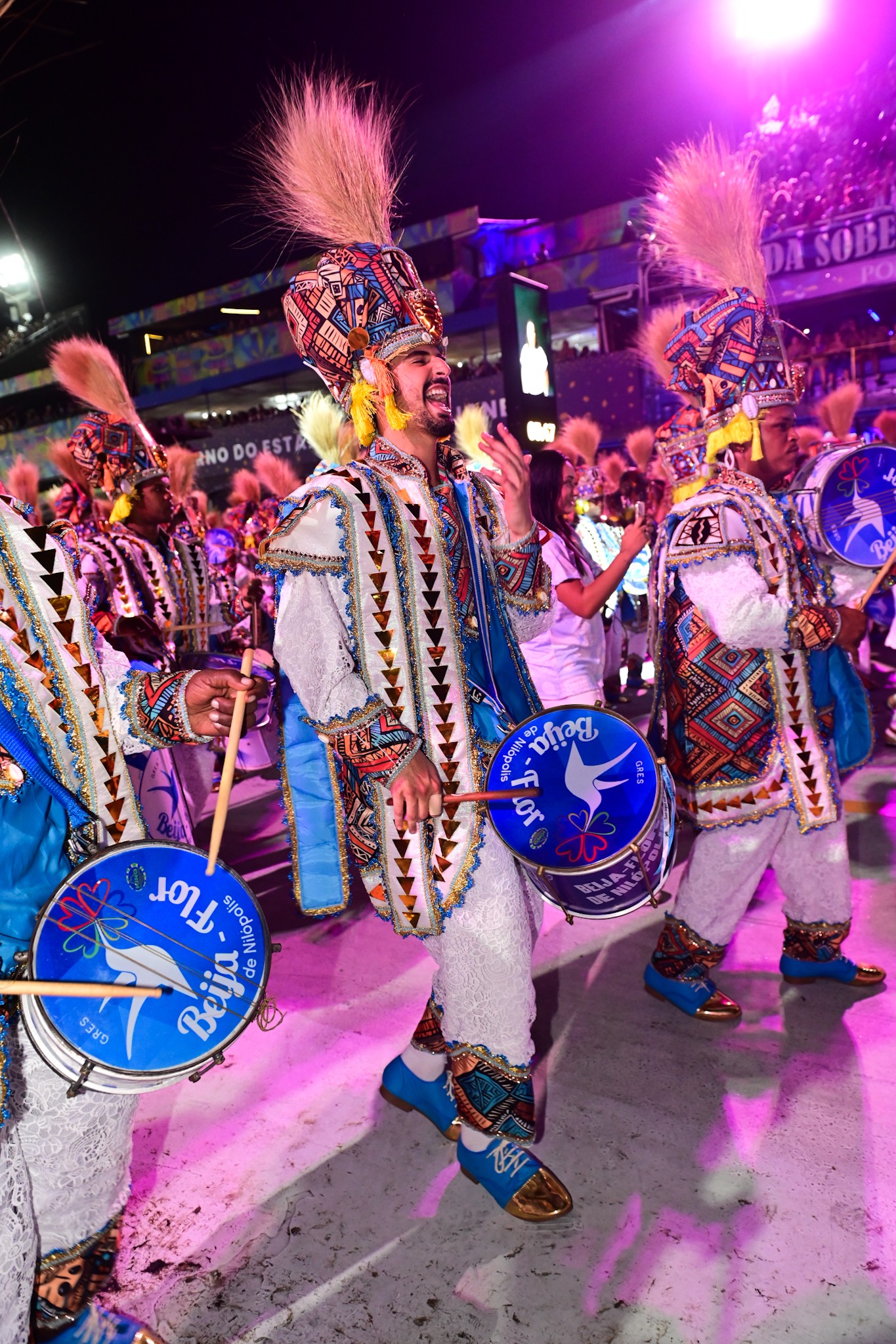 Enzo Celulari volta à bateria da Beija-Flor após 8 anos: 'Legado do meu pai' 